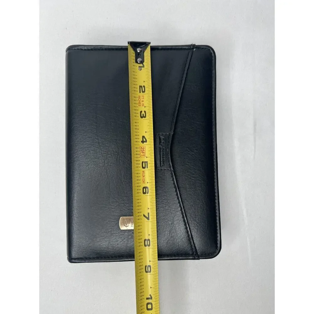 Vintage 2005 Day Runner Black Personal Organizer System 6 Ring Binder Zip